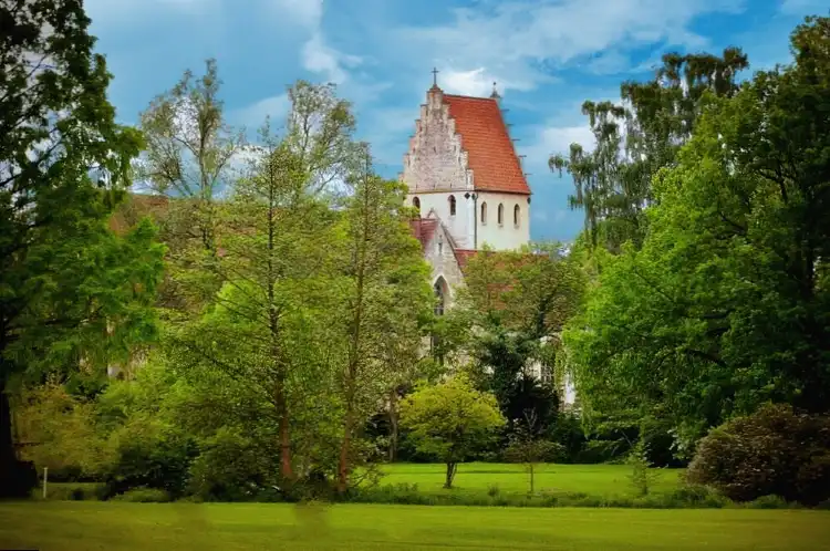 Hotels in der Nähe von Finnenbahn