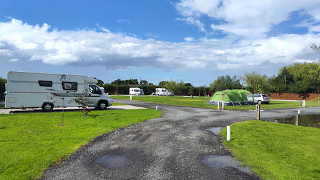 Oakwood Farm Touring Park
