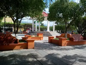 Plaza "Santa María"