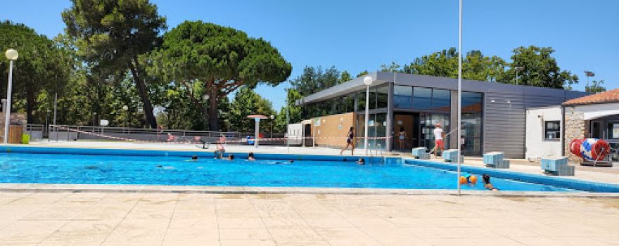 Municipal swimming pool "Claude Badie"