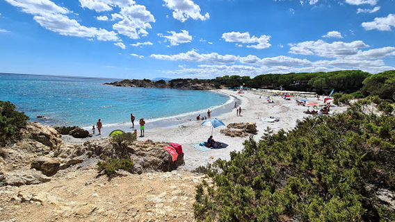 Spiaggia di Porto Corallo