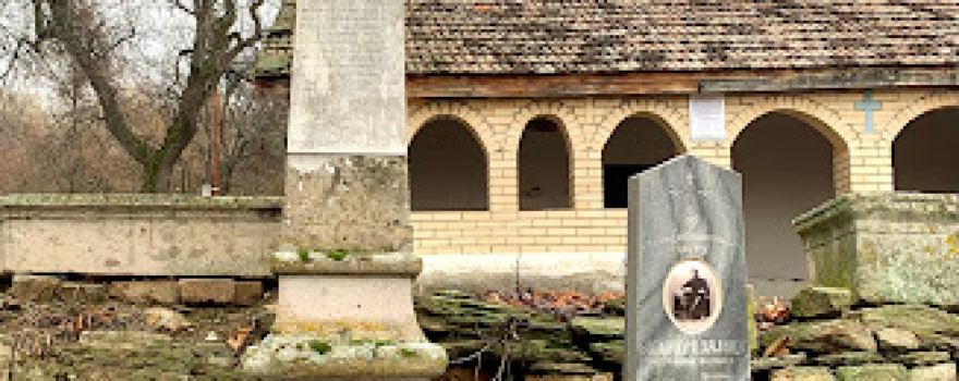 Memorial - tomb