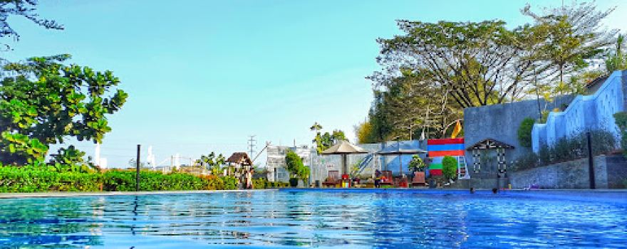 The Gardens Pool