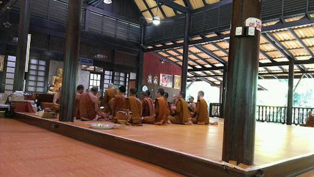 Wat Udom Mongkol Wanaram (Wat Pa Ban Na Kham Noi)