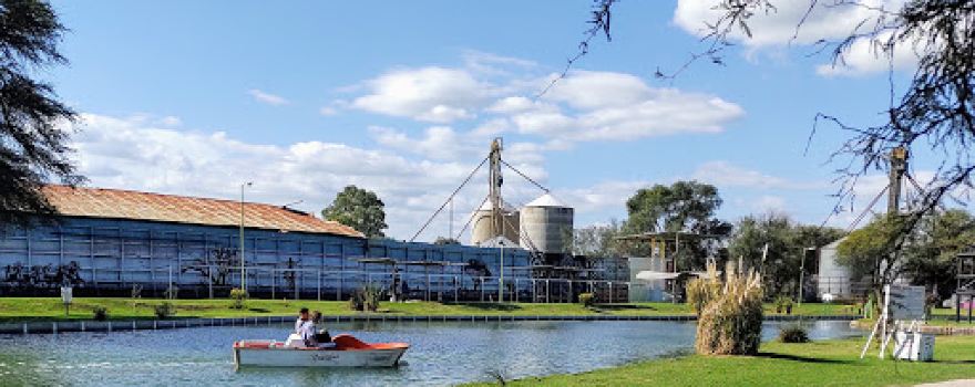 Paseo Del Lago