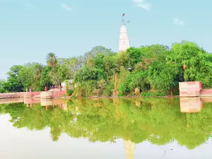 Shri Radha Rani Mansarovar