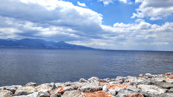 Bostanlı Günbatımı Seyir Terası