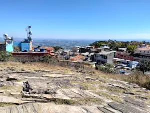 Pirâmide São Tomé das Letras