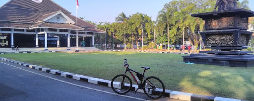 Alun-Alun Batang