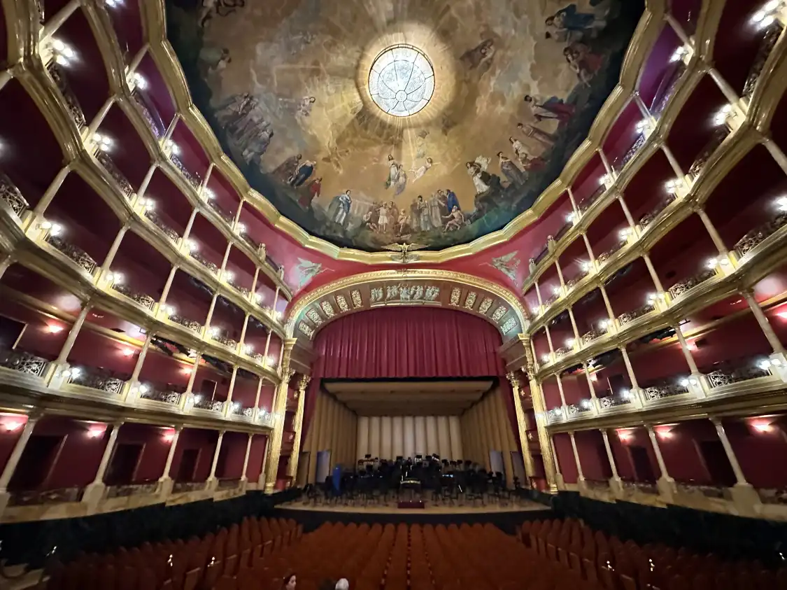 Hotels near Teatro Degollado