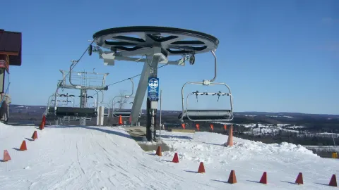 Mount St. Louis Moonstone attraction in Simcoe County