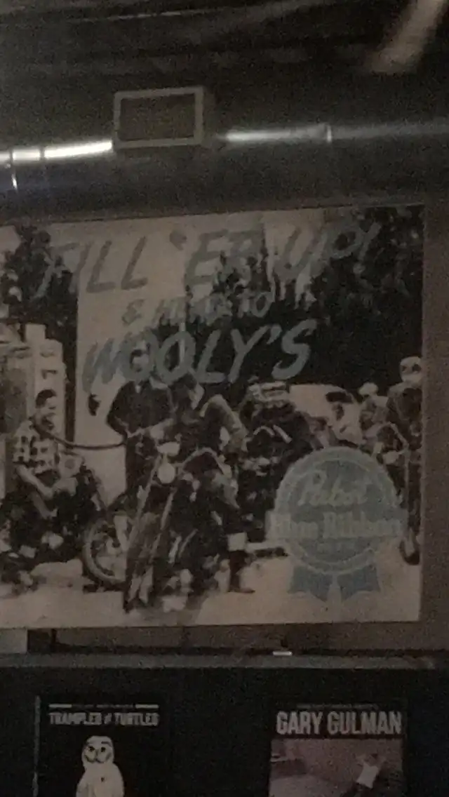 Hotels near Wooly's