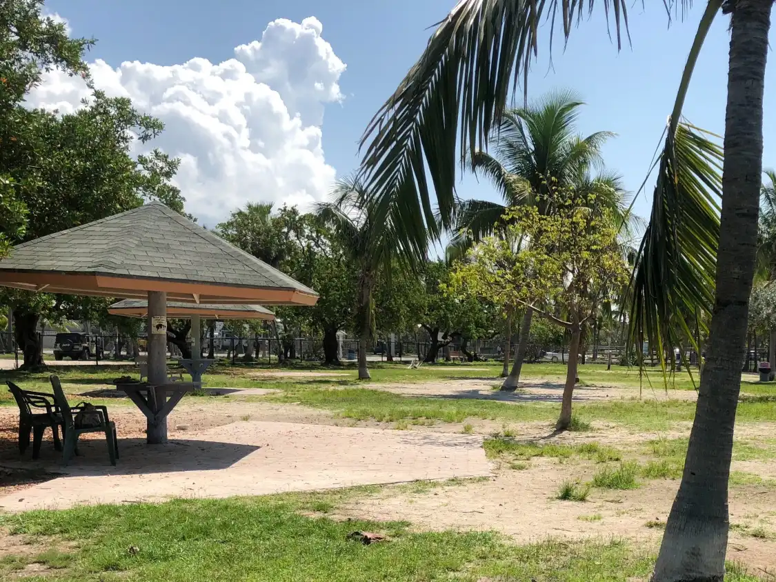 Các khách sạn gần Higgs Beach