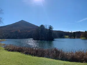 Peaks of Otter Visitor Center