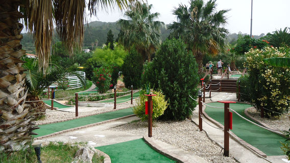Fantasy Mini Golf