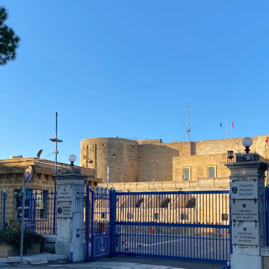 Hotel in zona Castello Svevo di Brindisi