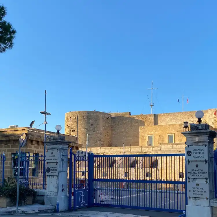 Hotels near Castello Svevo di Brindisi