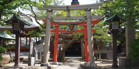 Minato Inari Shrine