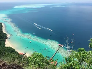 Tun Sakaran Marine Park, Semporna, Sabah.
