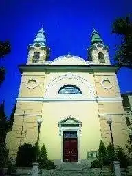 Hotels near St. Anne's Church