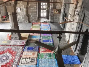 Kusumba Masjid