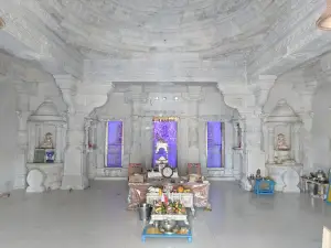 Jain Shwetambar Mandir, Dhanaj