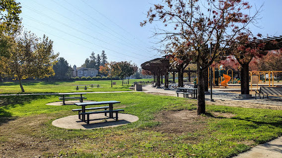Frank Hoyt Park