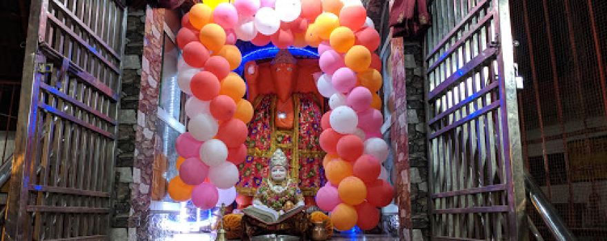 Shri Pandaveshwar Nath Dham (Panda Bagh Mandir)