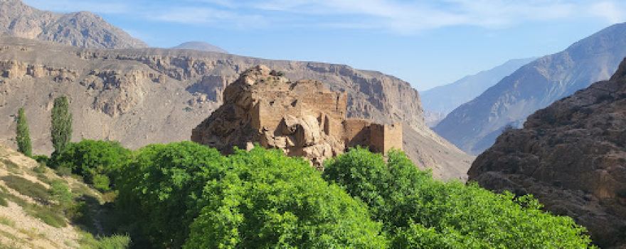 Malek Bahman Castle