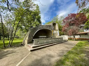 Pálosszentkút Shrine