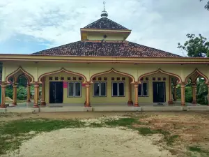 Masjid ldii tanjung serupa
