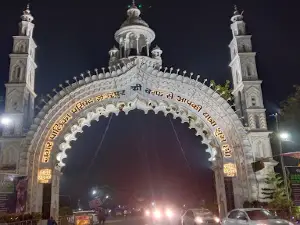 Laharpur Fountain