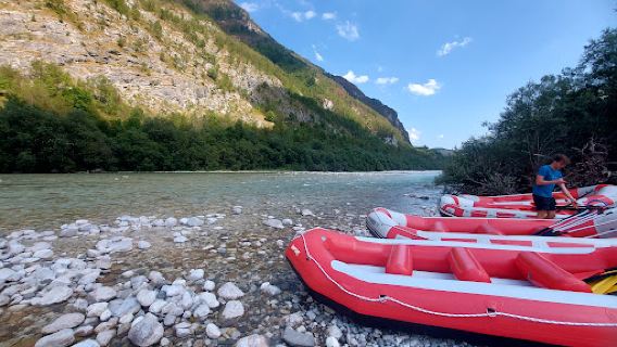 Nature's Ways Bovec - Rafting & Canyoning