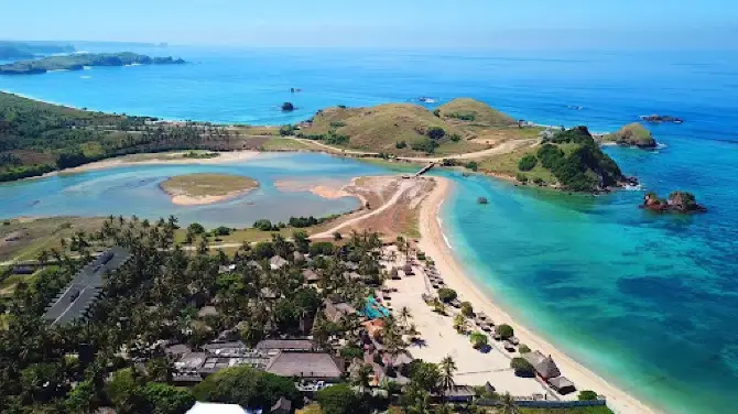 Pantai Seger Kuta Lombok