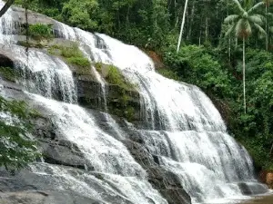 Vale Das cachoeiras (day use)