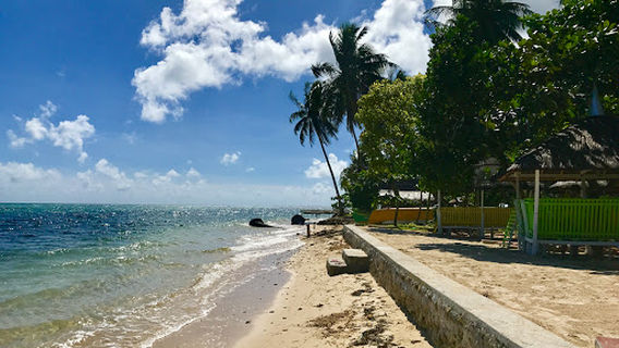 Comahig Beach Resort