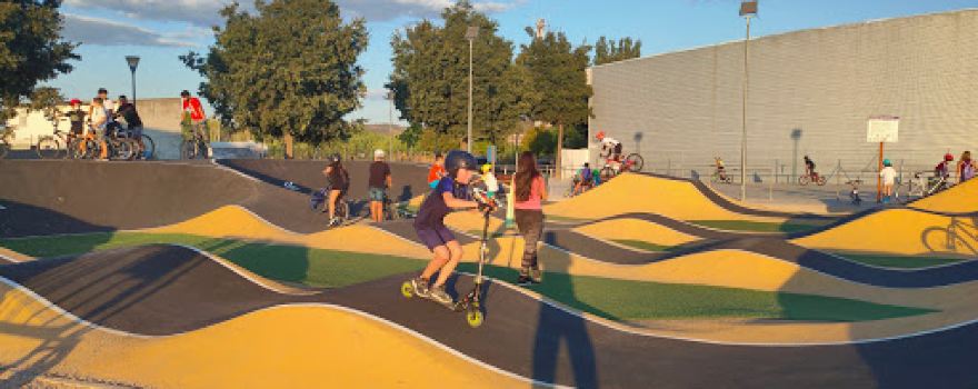 Pumptrack + Skatepark