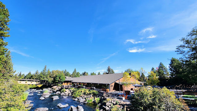 Riverhouse Convention Center