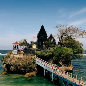 Pantai Balekambang