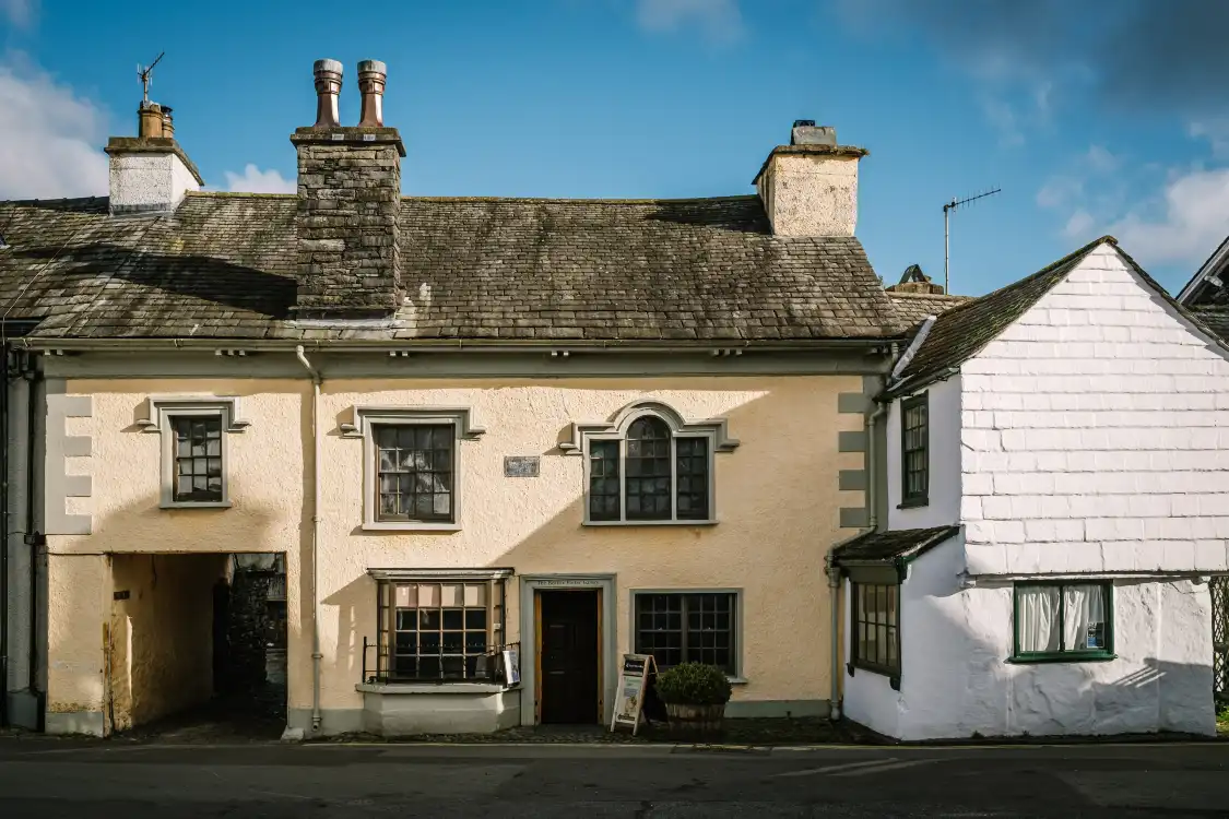 碧雅翠絲·波特藝廊附近的飯店