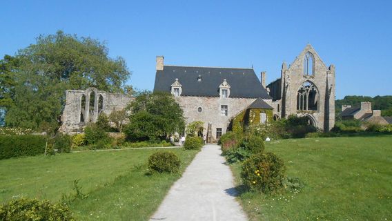 Abbaye De Beauport