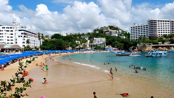 Caleta Beach