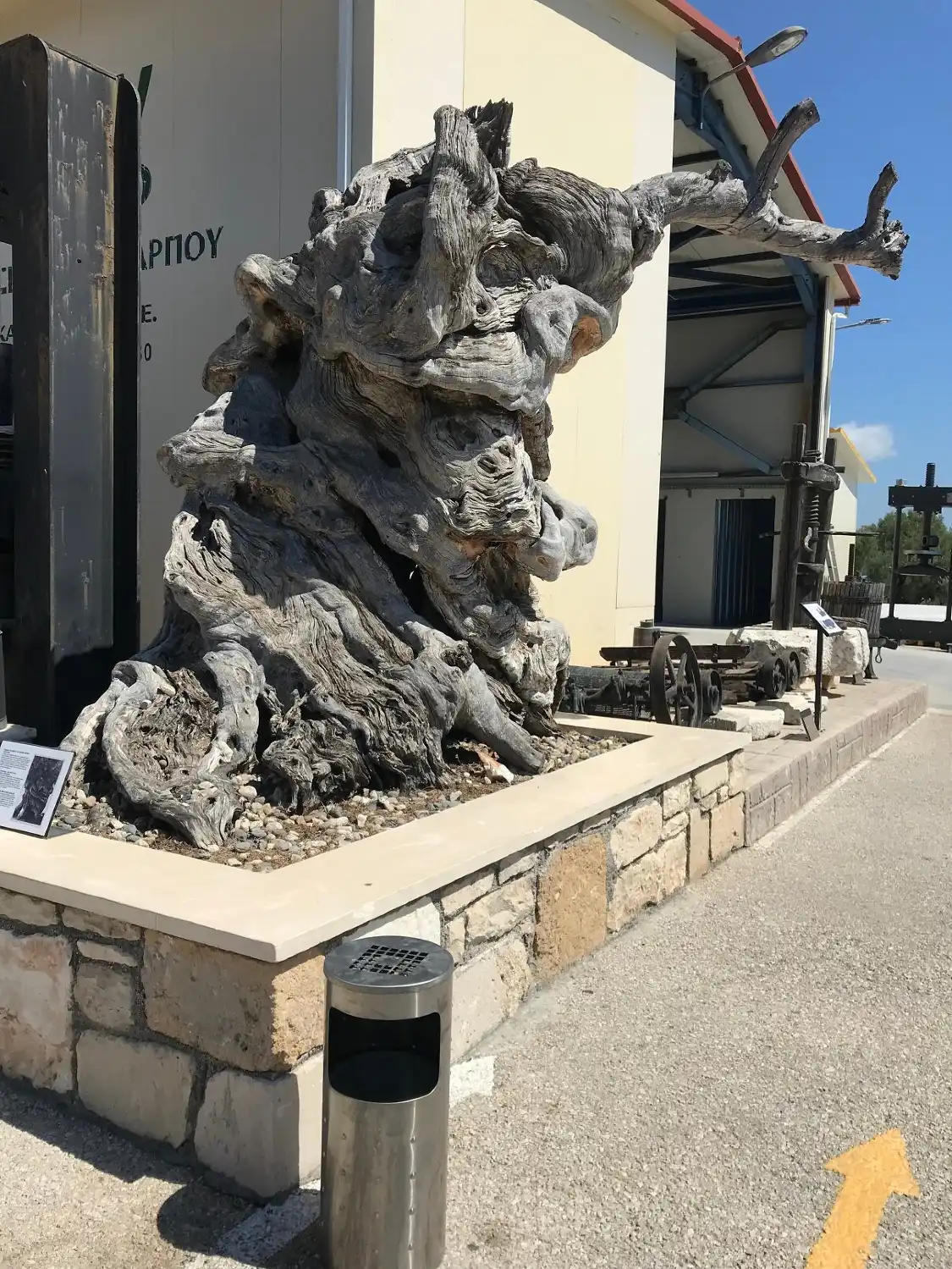 Отели рядом с достопримечательностью «Olive Press Museum Zante»