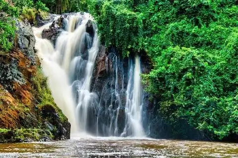 Hotels near Ssezibwa Falls