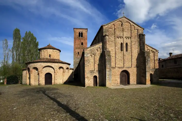 Hotels in Cadeo