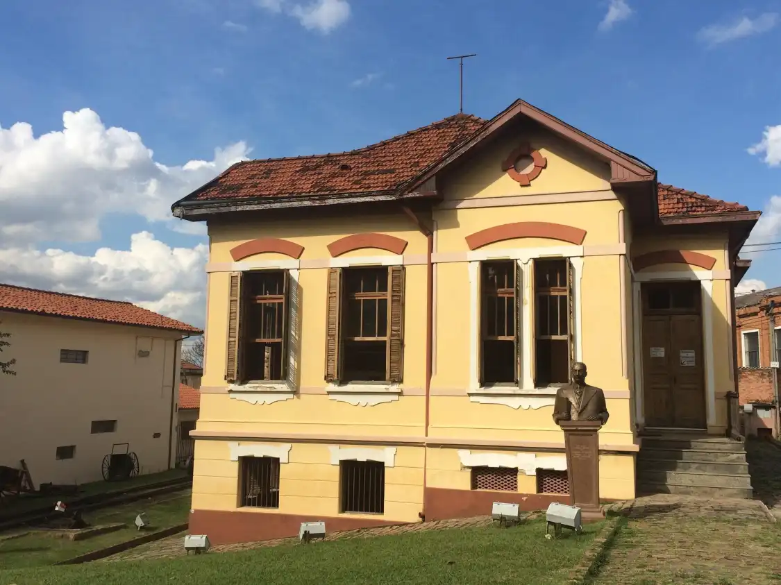 Hotels near Museum of Railroad Sorocabana