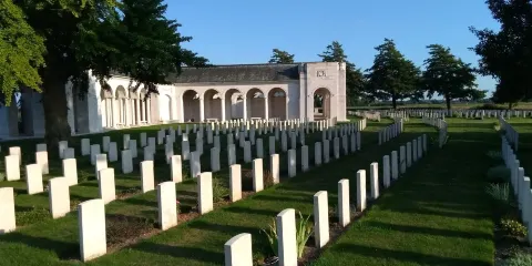 Le Touret Military Cemetery and Memorial