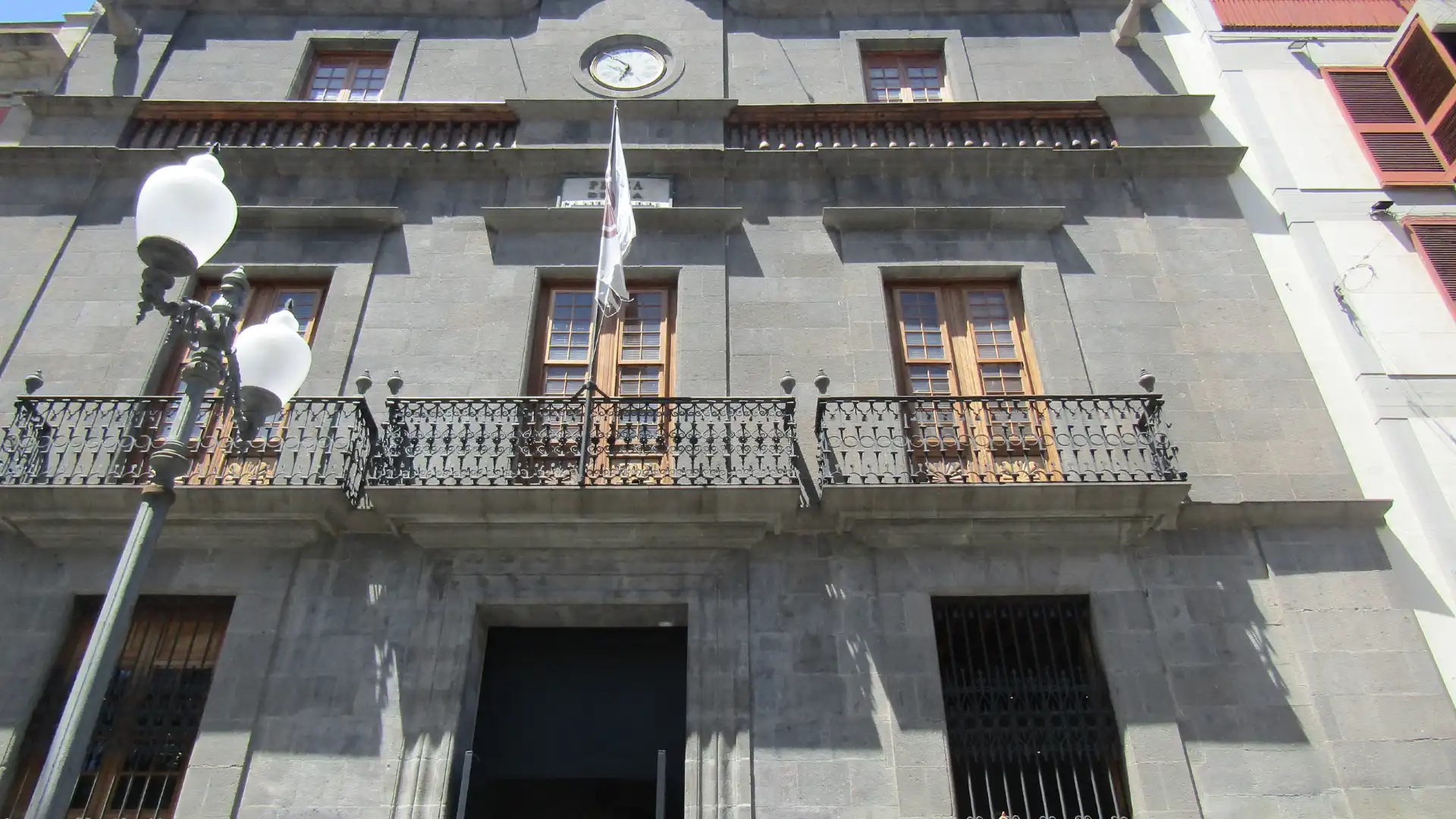 Hoteles cerca de Oficina de Turismo del Palacio de Carta