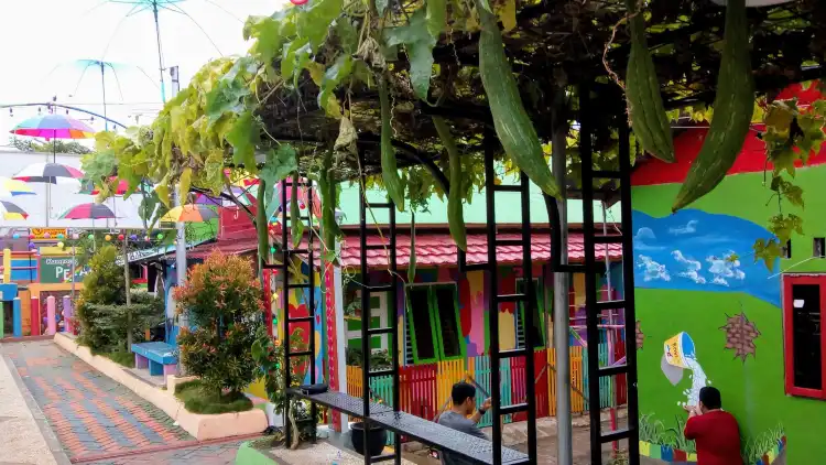Hotels in Loktabat Selatan