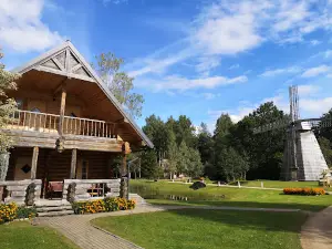 Ausekļu dzirnavas, Viesu nams, Brīvdabas muzejs